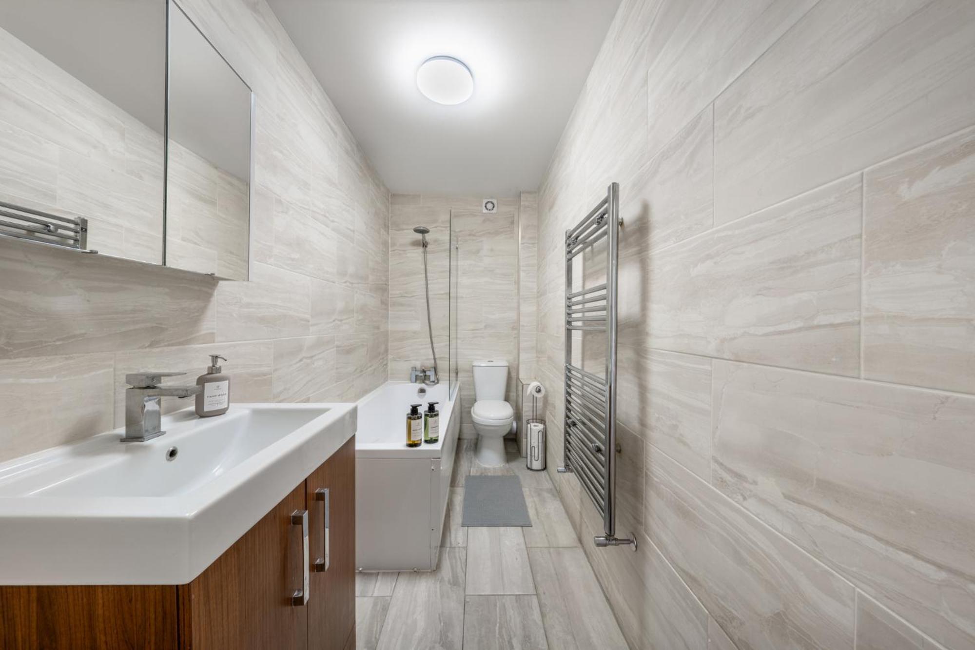 Central Watford Retreat By Hampton - Ideal For Contractors & Leisure Guests Appartement Buitenkant foto